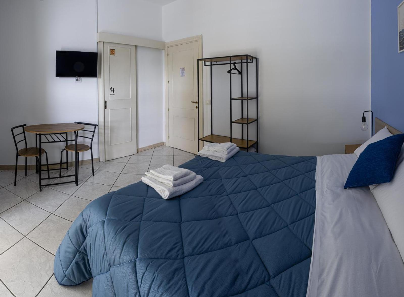 In Riva Al Mare Bed and Breakfast Gela Exteriör bild